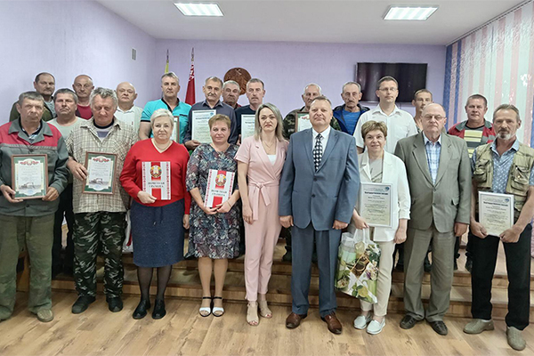 Отраслевой профсоюз поздравил мелиораторов Рогачевщины.